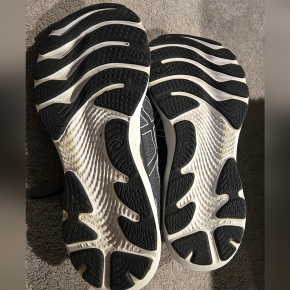 Mens ASICS Black and White Athletic Sneakers Size 11 - Picture 6 of 6